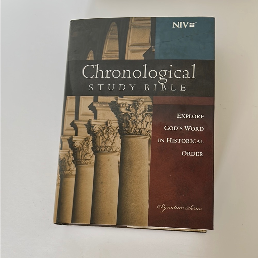 NIV, Chronological Study Bible Hardcover NWT - Picture 11 of 11